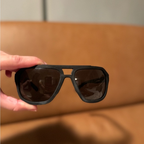 Dolce Gabbana sunglasses - Picture 8 of 9